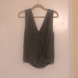 Joie grey sleeveless pleated button front surplice blouson top
